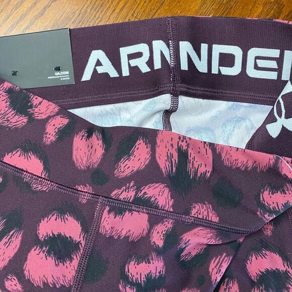 Under Armour Women's HeatGear® Armour Geo Print Shorty - Picture 9 of 14